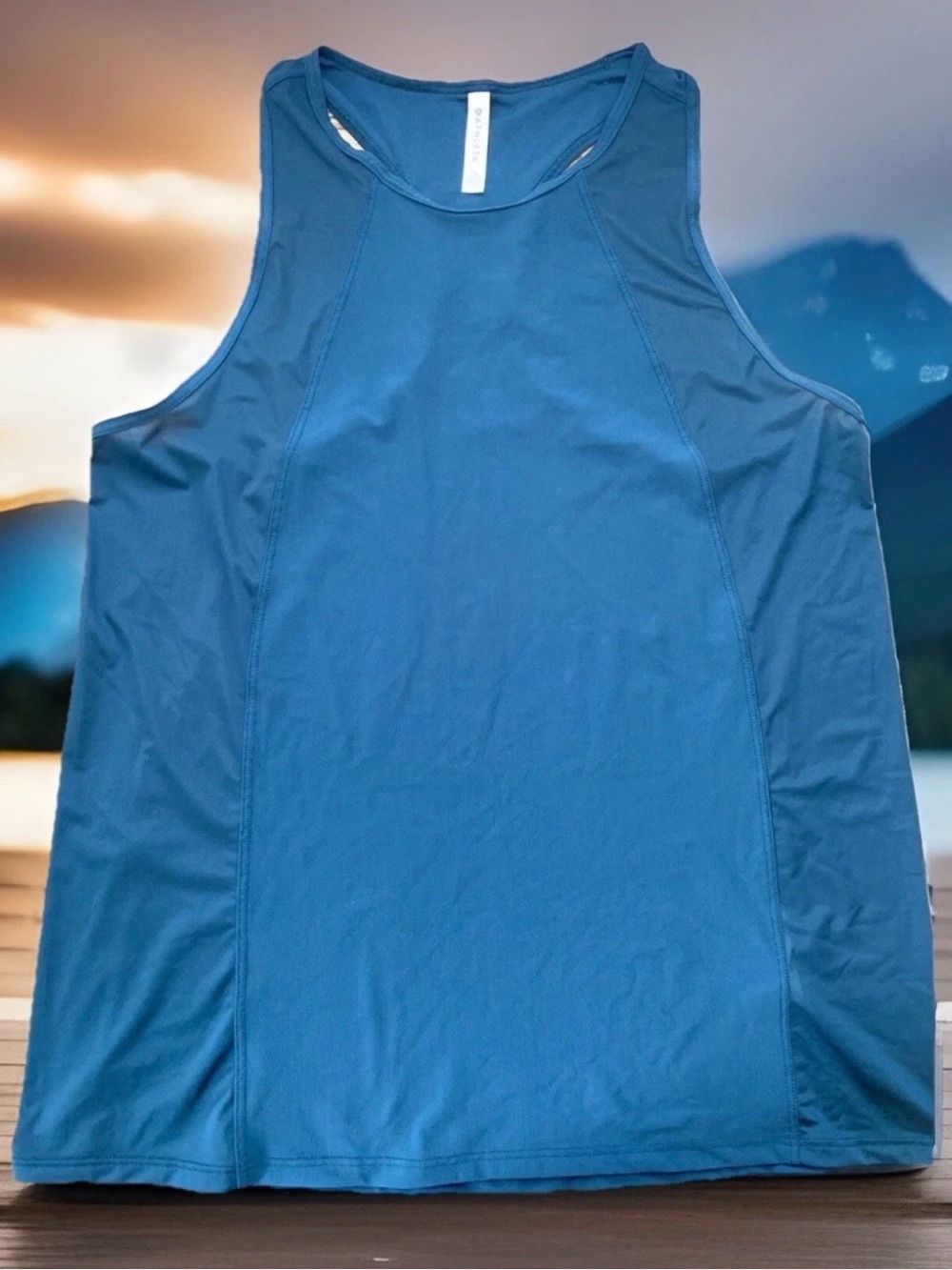 Athleta Ultimate Mesh Hybrid Tank Oceanic Teal Athletic Active Wear Size Small